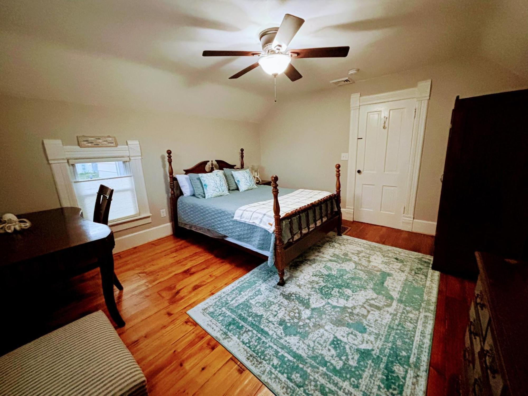 Charming Restored 1891 House Fort Atkinson المظهر الخارجي الصورة